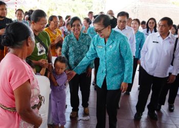 Sinergi Sosial TP PKK Bali Dari Bantuan Pangan hingga Edukasi Lingkungan di Karangasem